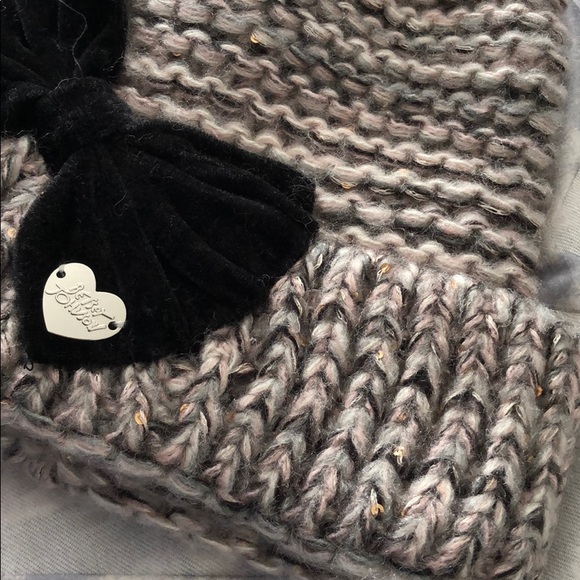 Winter hat - Picture 4 of 4